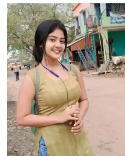 Escort In Uzhavarkarai